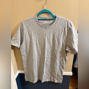 HOLLISTER Men’s Small Gray Tee Shirt NWOT